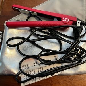 Amika Mini Hair Straightener